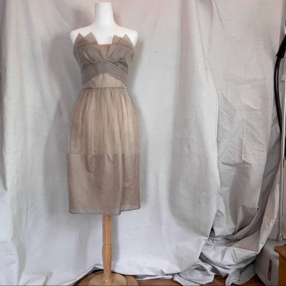 BCBGMAXAZRIA RUNWAY, 4, Silk Cocktail Dress, Like New - Picture 3 of 9